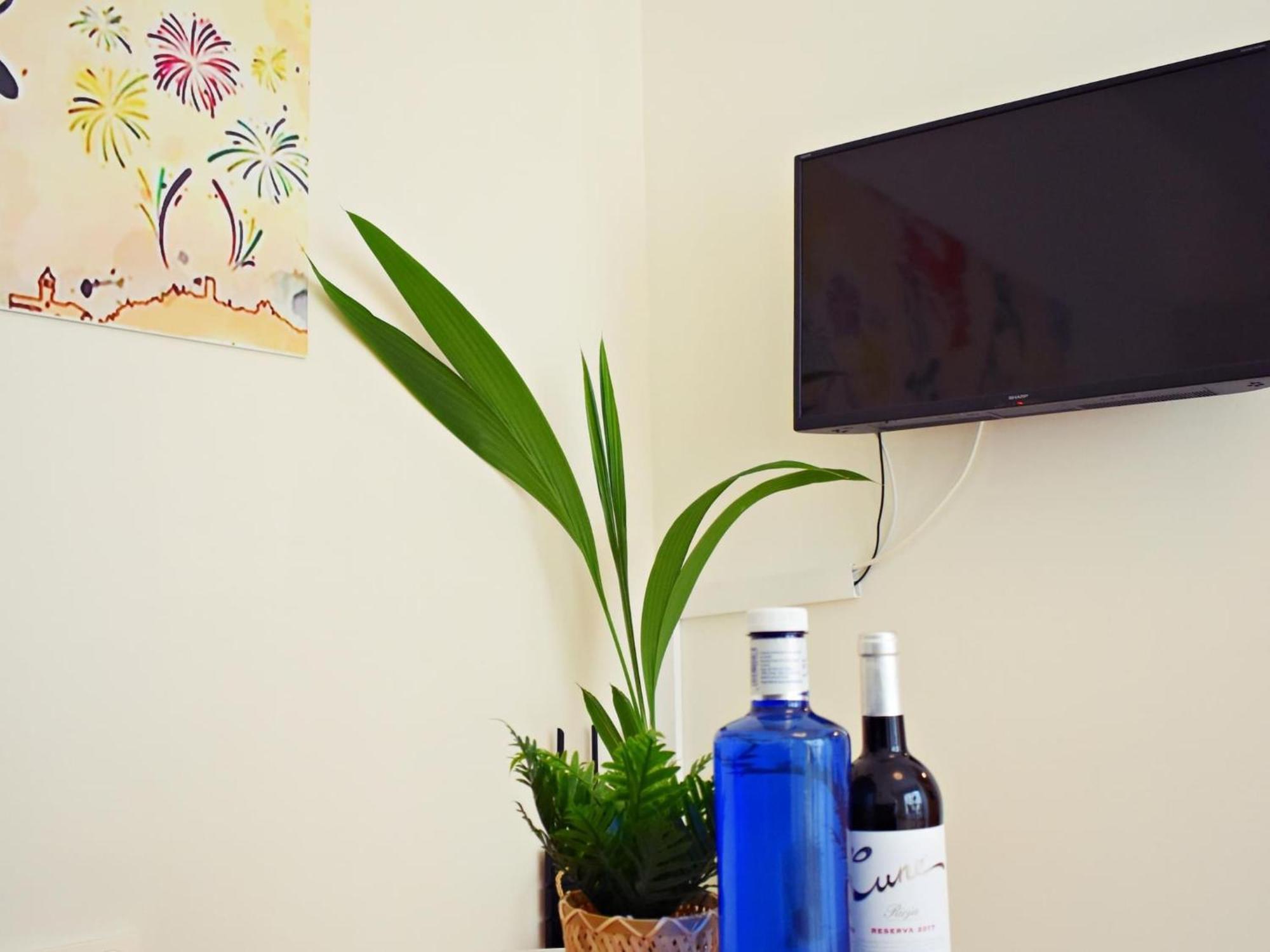 Cozy Apatment Just 10 Mins From The City Centre Malaga Ngoại thất bức ảnh
